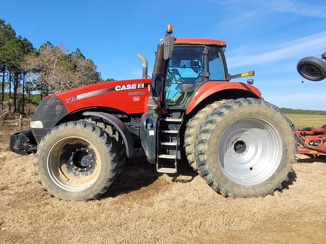 Image of Case IH Magnum 310 equipment image 4