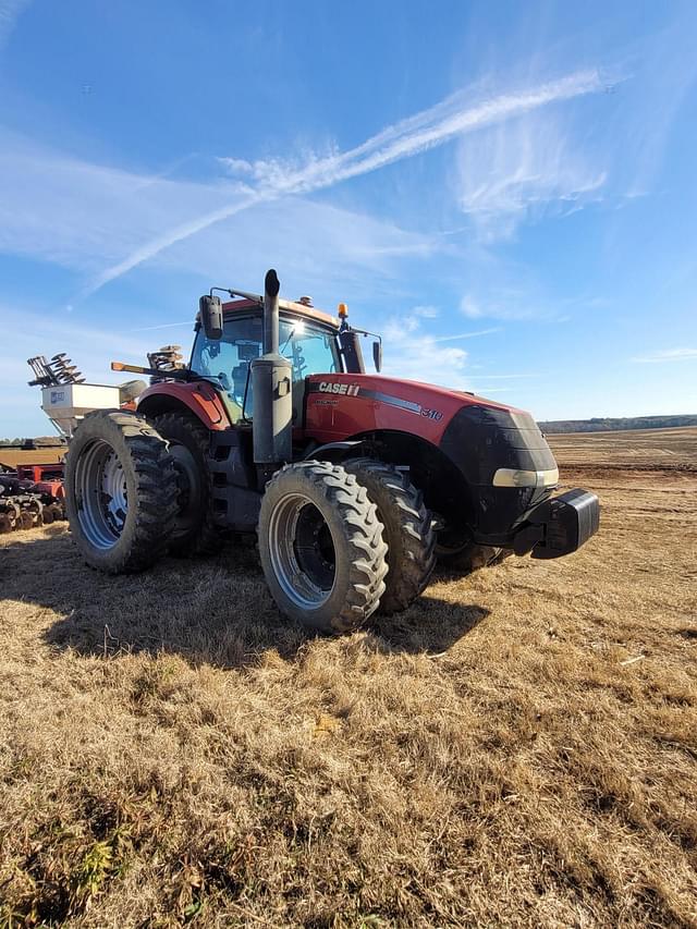 Image of Case IH Magnum 310 equipment image 3