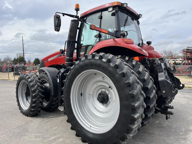 Image of Case IH Magnum 310 equipment image 4