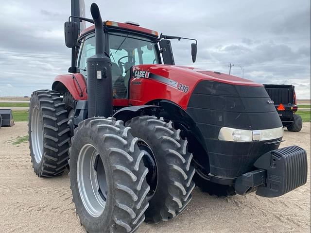 Image of Case IH Magnum 310 equipment image 2