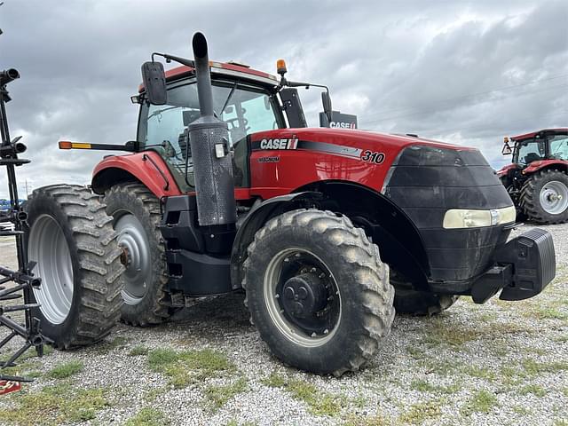 Image of Case IH Magnum 310 equipment image 3