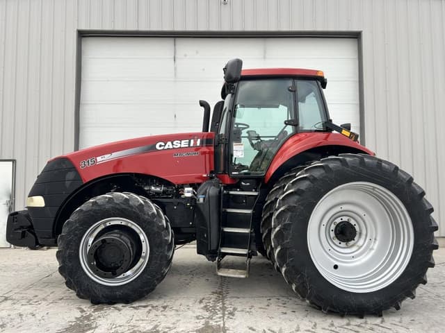 Image of Case IH Magnum 315 equipment image 2