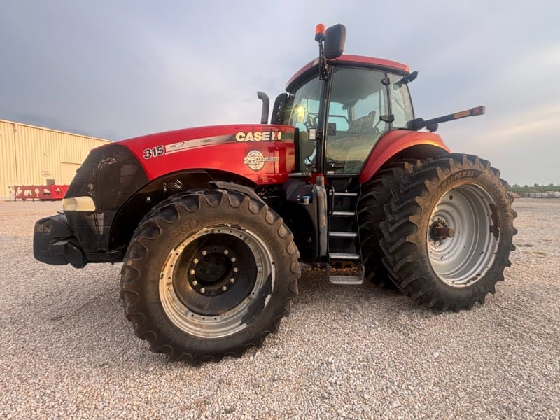 2014 Case IH Magnum 315 Equipment Image0