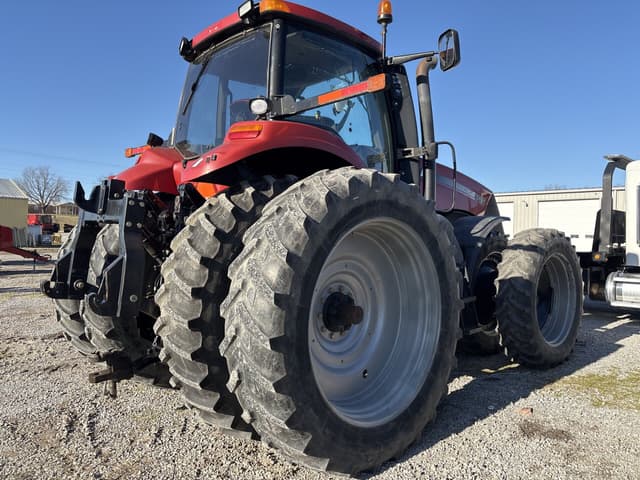 Image of Case IH Magnum 315 equipment image 2