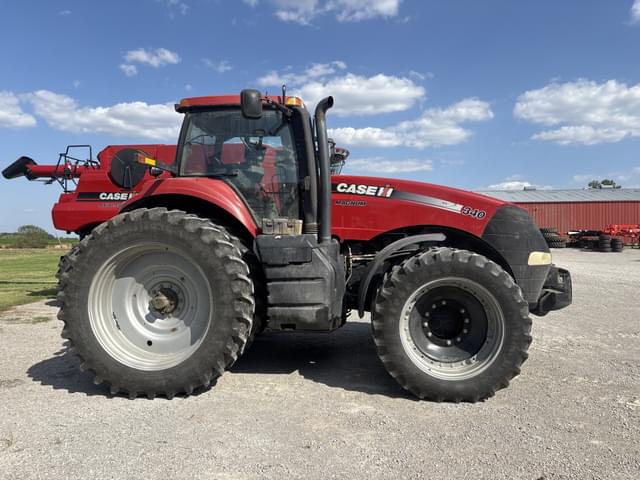 Image of Case IH Magnum 340 equipment image 1