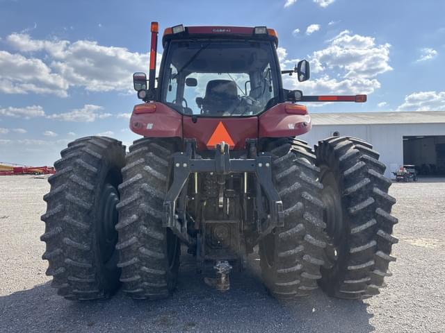 Image of Case IH Magnum 340 equipment image 3