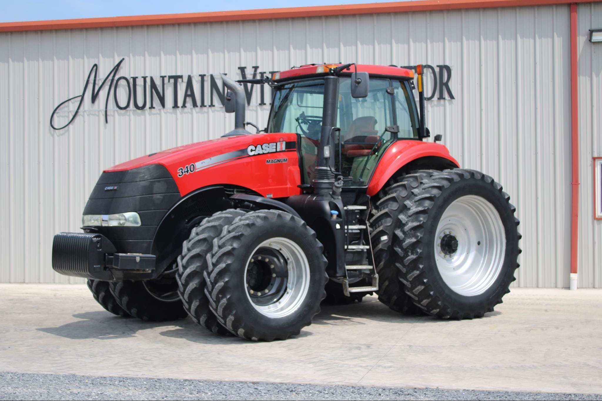 2014 Case IH Magnum 340 Equipment Image0