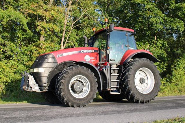 Image of Case IH Magnum 340 equipment image 1