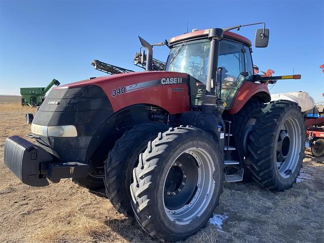 Image of Case IH Magnum 340 equipment image 2