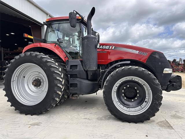 Image of Case IH Magnum 340 equipment image 1