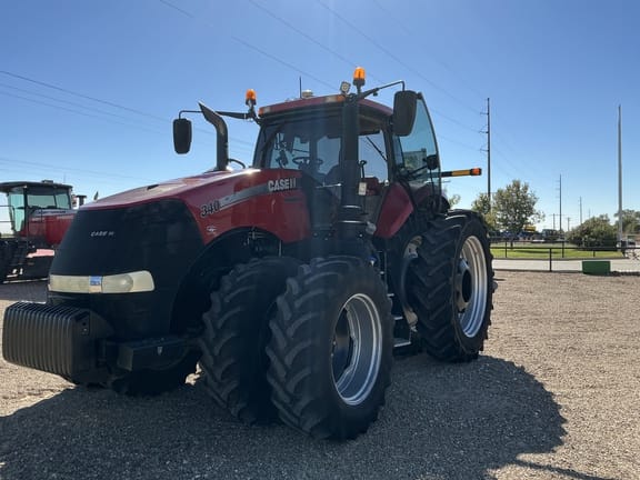 2014 Case IH Magnum 340 Equipment Image0