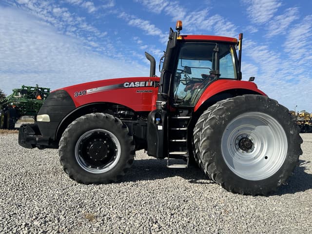 Image of Case IH Magnum 340 equipment image 2