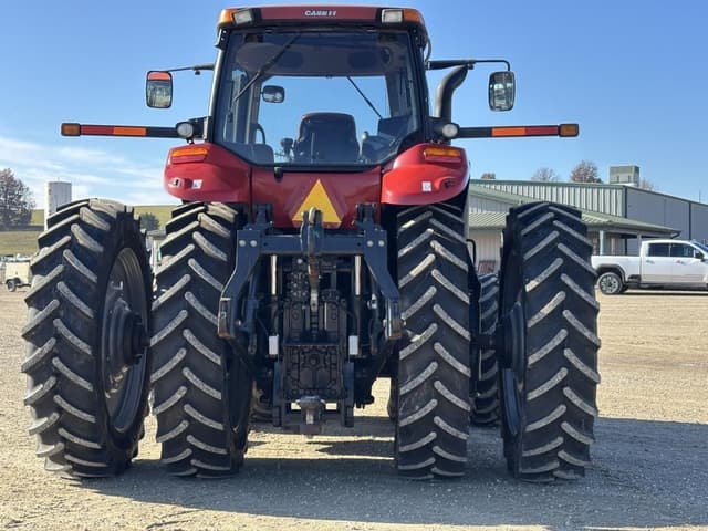 Image of Case IH Magnum 340 equipment image 3