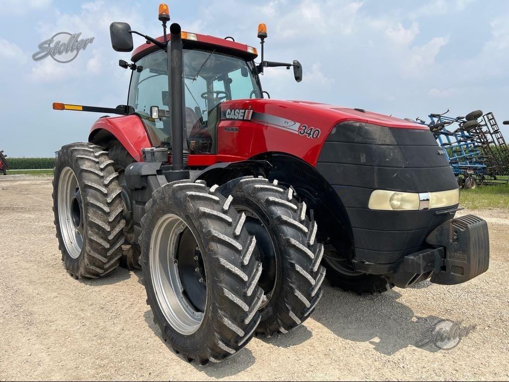 2014 Case IH Magnum 340 Equipment Image0