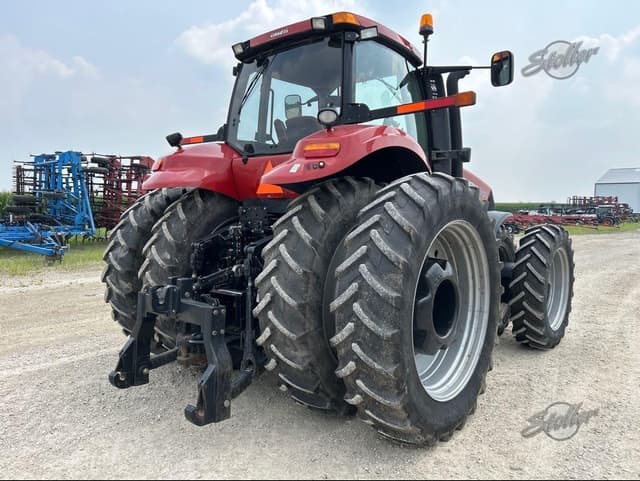 Image of Case IH Magnum 340 equipment image 2