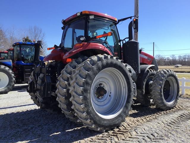 Image of Case IH Magnum 340 equipment image 2