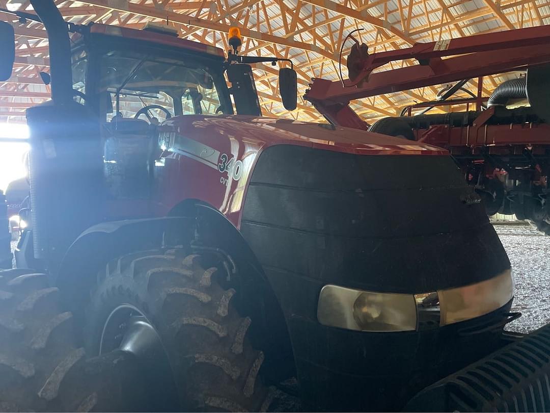 Image of Case IH Magnum 340 Primary image