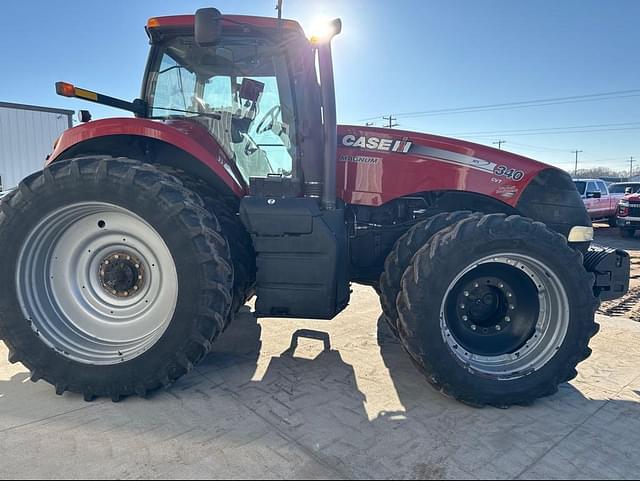 Image of Case IH Magnum 340 equipment image 3