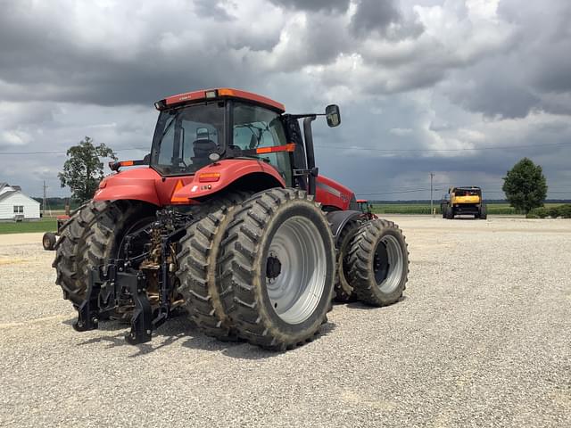 Image of Case IH Magnum 340 equipment image 2