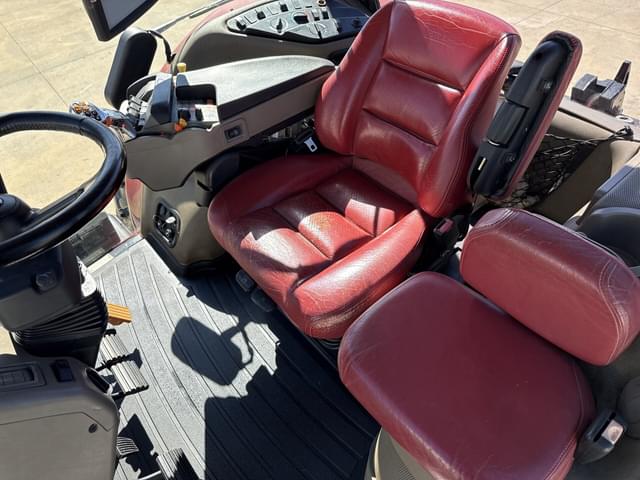 Image of Case IH Magnum 340 equipment image 1