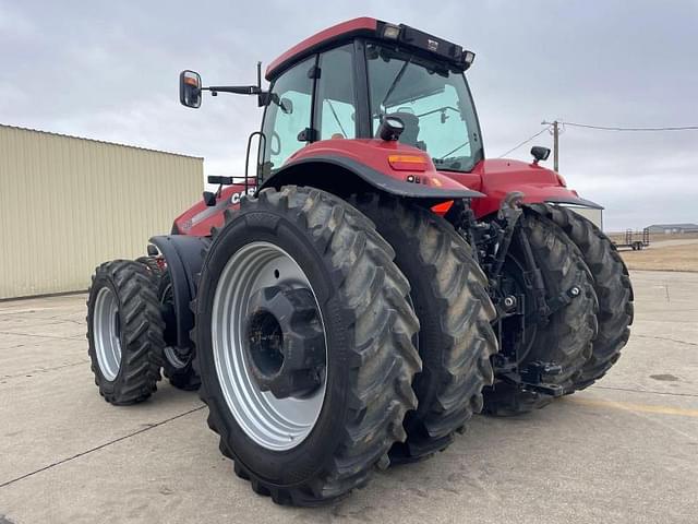 Image of Case IH Magnum 340 equipment image 3