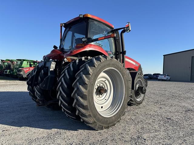 Image of Case IH Magnum 340 equipment image 3