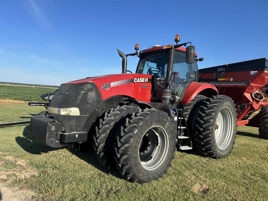 Image of Case IH Magnum 380 Image 0