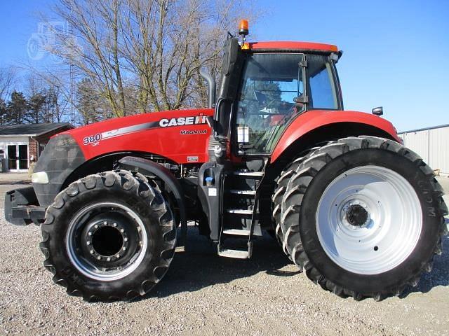 Image of Case IH Magnum 380 equipment image 2