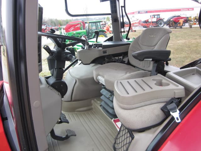 Image of Case IH Maxxum 125 equipment image 2