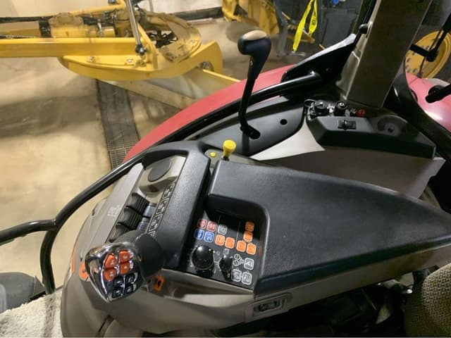 Image of Case IH Maxxum 120 equipment image 3