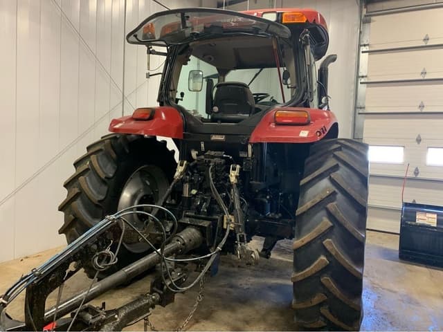 Image of Case IH Maxxum 120 equipment image 4