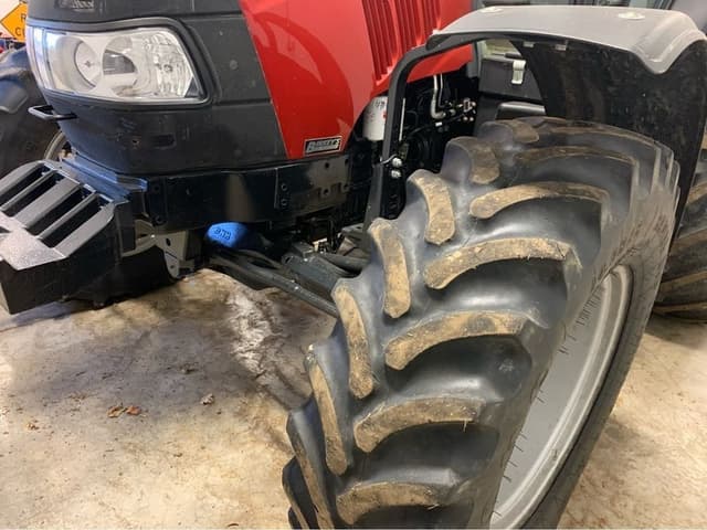 Image of Case IH Maxxum 120 equipment image 3