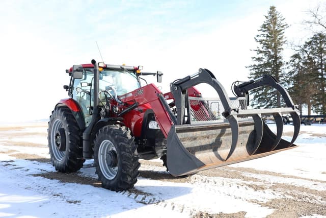 Image of Case IH Maxxum 140 equipment image 4