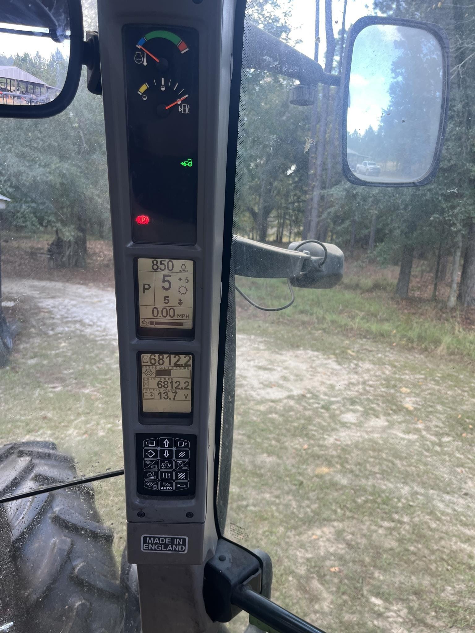 2014 Case IH Maxxum 140 Equipment Image0