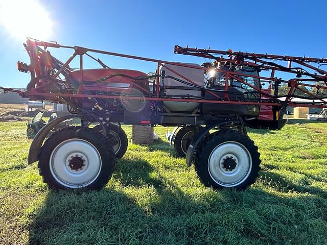 Image of Case IH Patriot 2240 equipment image 1