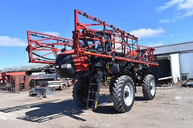 Image of Case IH Patriot 2240 equipment image 2