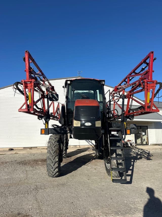 Image of Case IH Patriot 2240 equipment image 1
