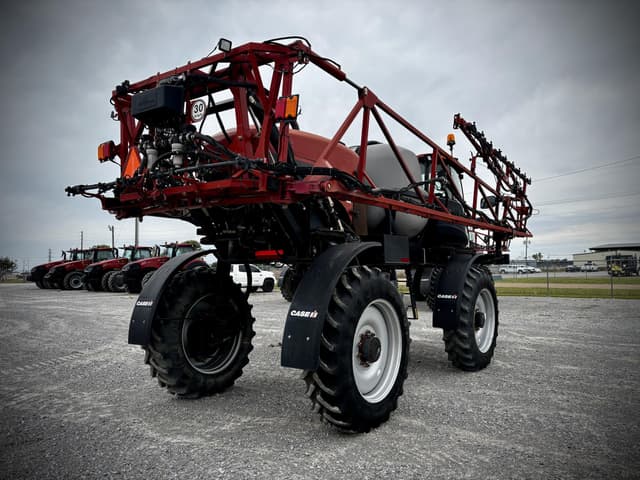 Image of Case IH Patriot 2240 equipment image 4