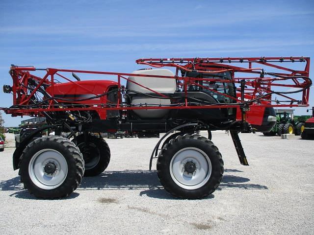 Image of Case IH Patriot 2240 equipment image 3