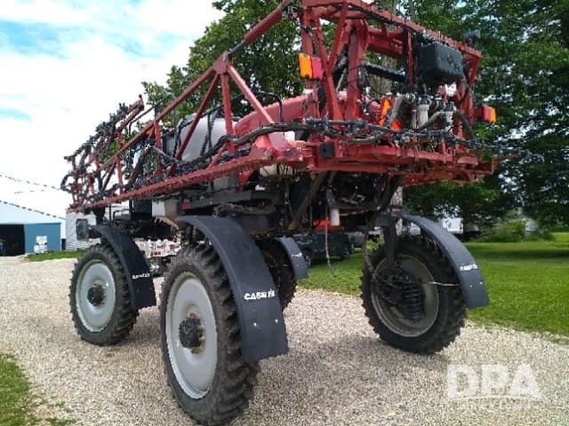 Image of Case IH Patriot 2240 equipment image 2