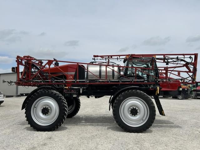 Image of Case IH 3230 Patriot equipment image 3