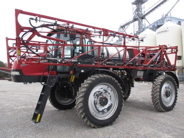 2014 Case IH 3230 Patriot Equipment Image0