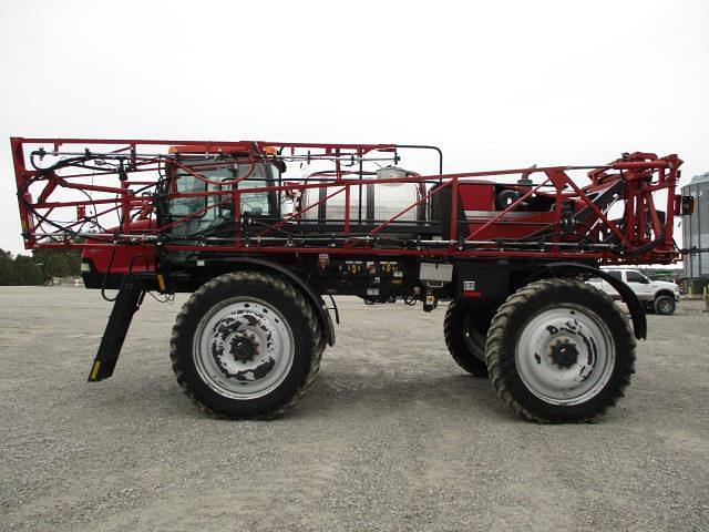 Image of Case IH 3230 Patriot equipment image 2