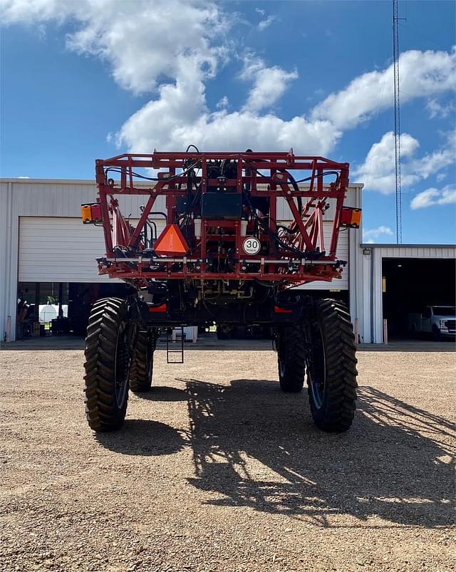 Image of Case IH Patriot 3240 equipment image 4