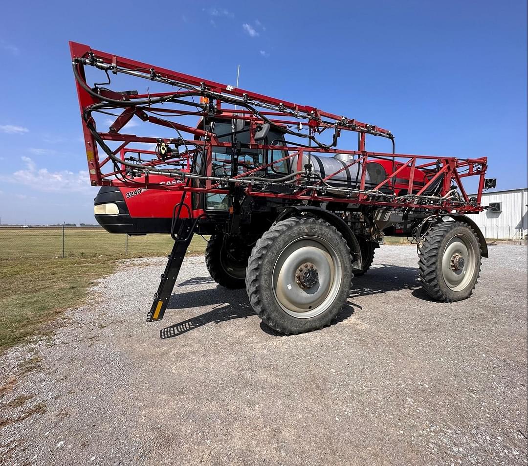 Image of Case IH Patriot 3240 Primary image