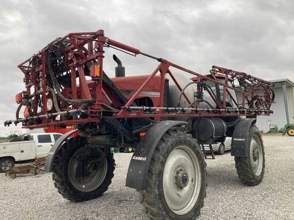 Image of Case IH 3330 Patriot equipment image 3