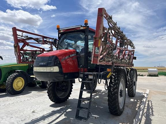 Image of Case IH Patriot 3340 equipment image 2