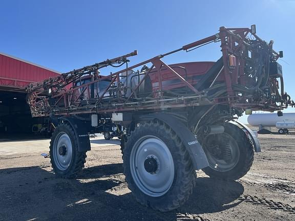 Image of Case IH Patriot 3340 equipment image 2