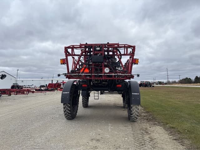 Image of Case IH Patriot 3340 equipment image 2