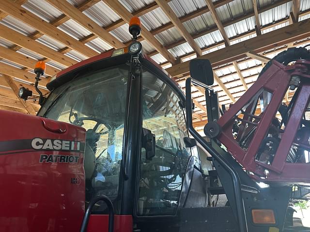 Image of Case IH Patriot 3340 equipment image 1